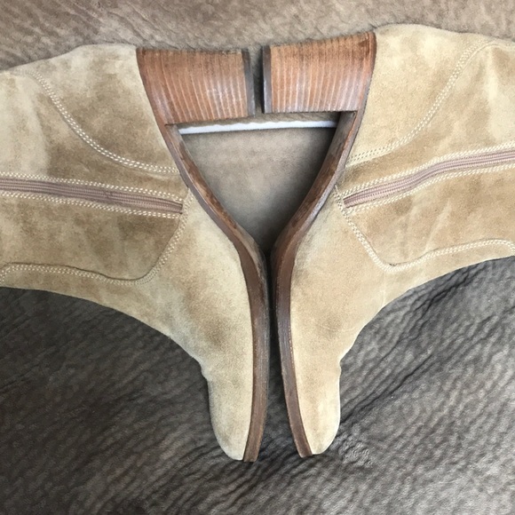 J Crew Natural Factory Quinn Suede Ankle Booties - Picture 5 of 8